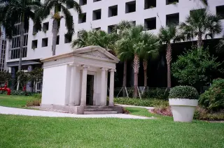 Brickell Mausoleum photo 4
