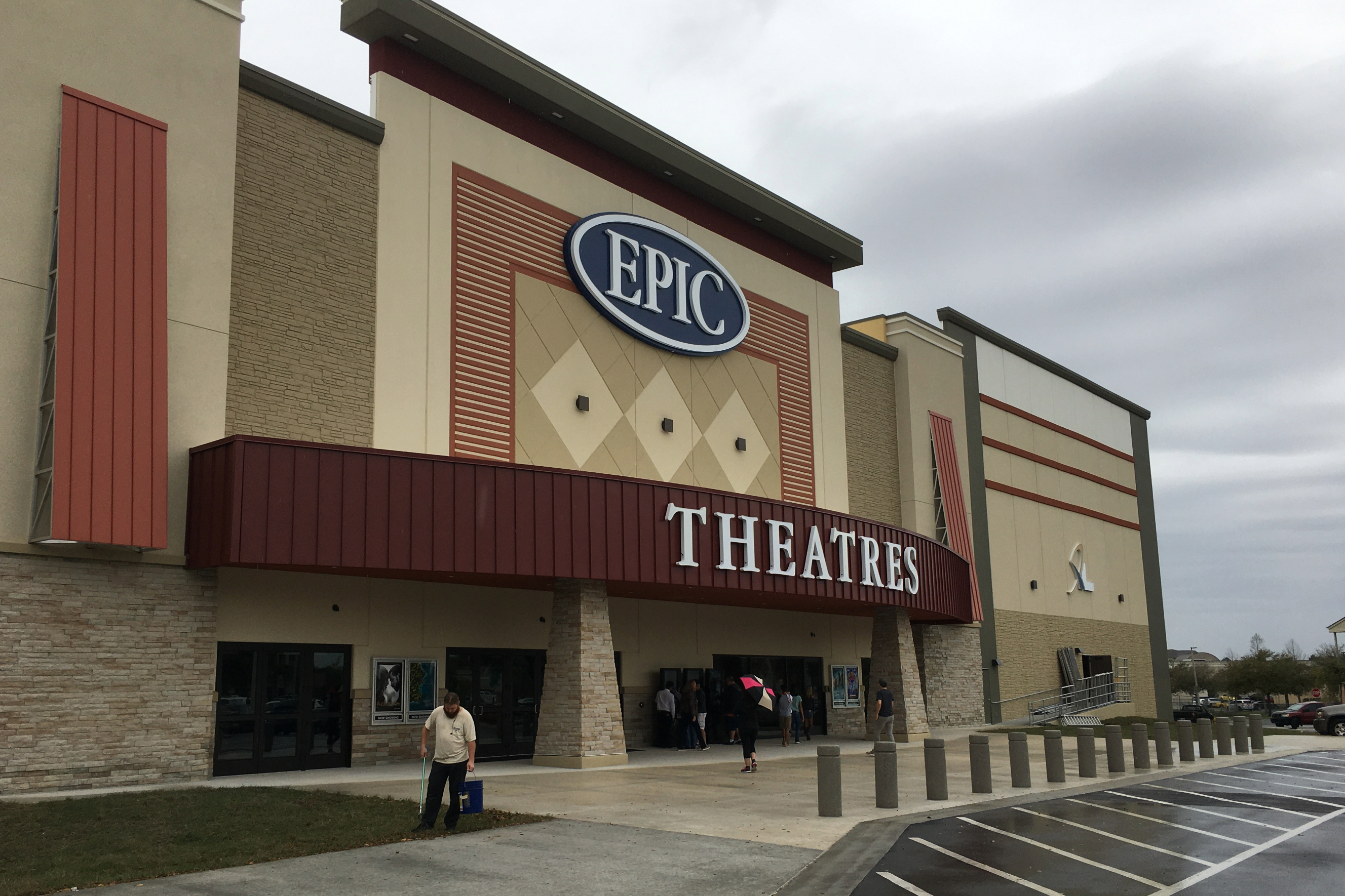 Epic Theatres of Ocala with Epic XL