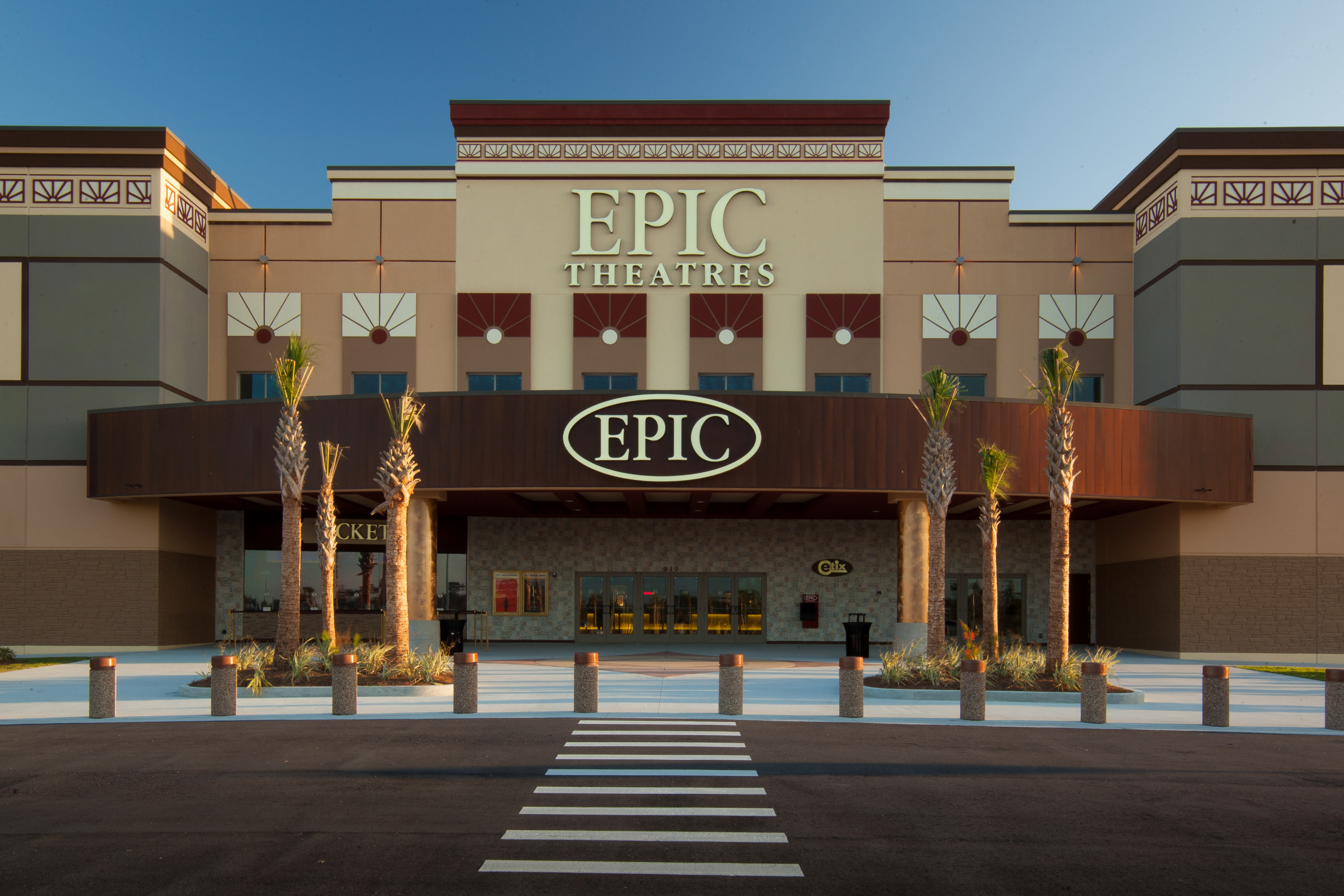 Epic Theatres of West Volusia with Epic XL