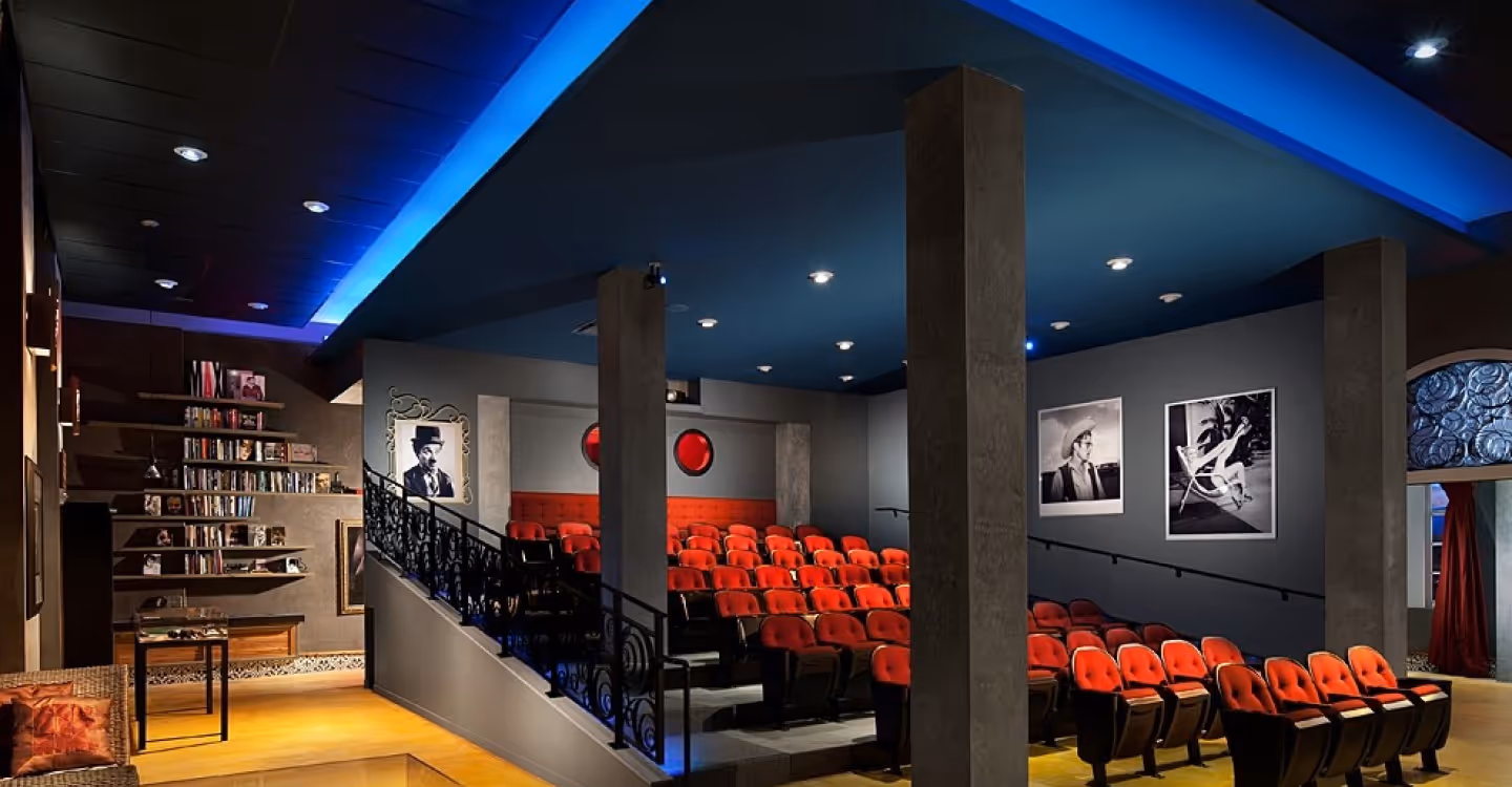 O Cinema South Beach