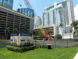 Brickell House photo 3