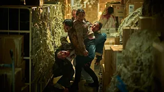 Colony movie photo 5