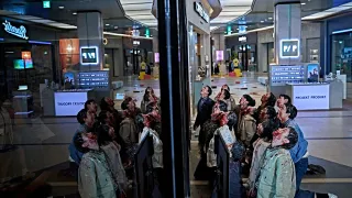 Colony movie photo 2