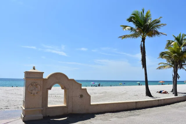 Hollywood Beach