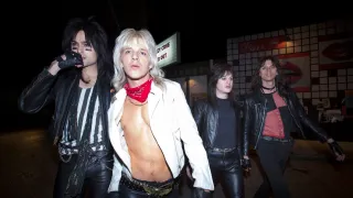The Dirt movie photo 1