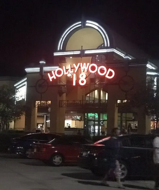 Regal Hollywood - Port Richey