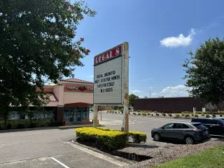 Regal Largo Mall photo 1