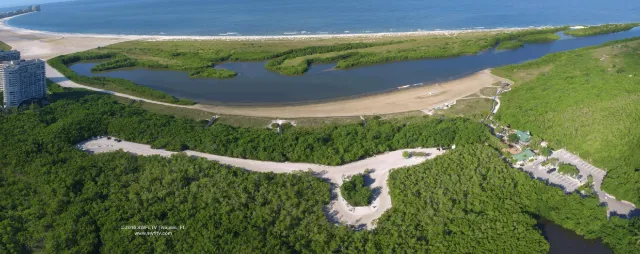 Tiger Tail Beach public